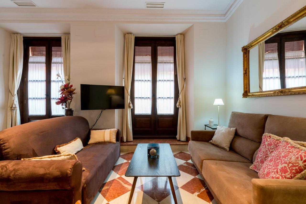 Quevedo Suite Seville Exterior photo