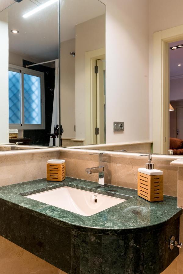 Quevedo Suite Seville Exterior photo
