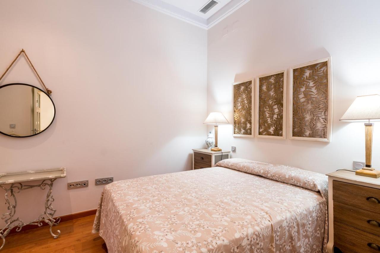 Quevedo Suite Seville Exterior photo